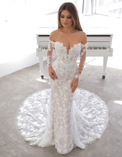 Enzoani Blue Naroza Front View