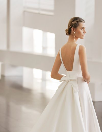 Rosa Clara Bridal Nita back close up