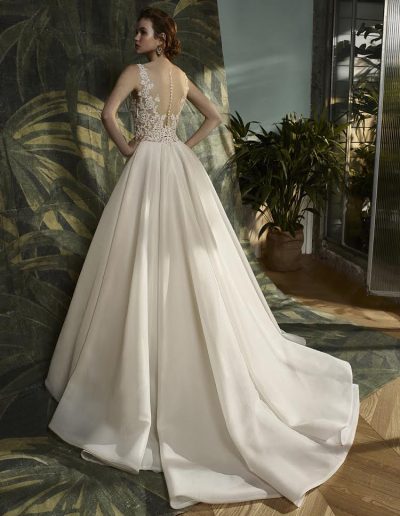 Enzoani Blue